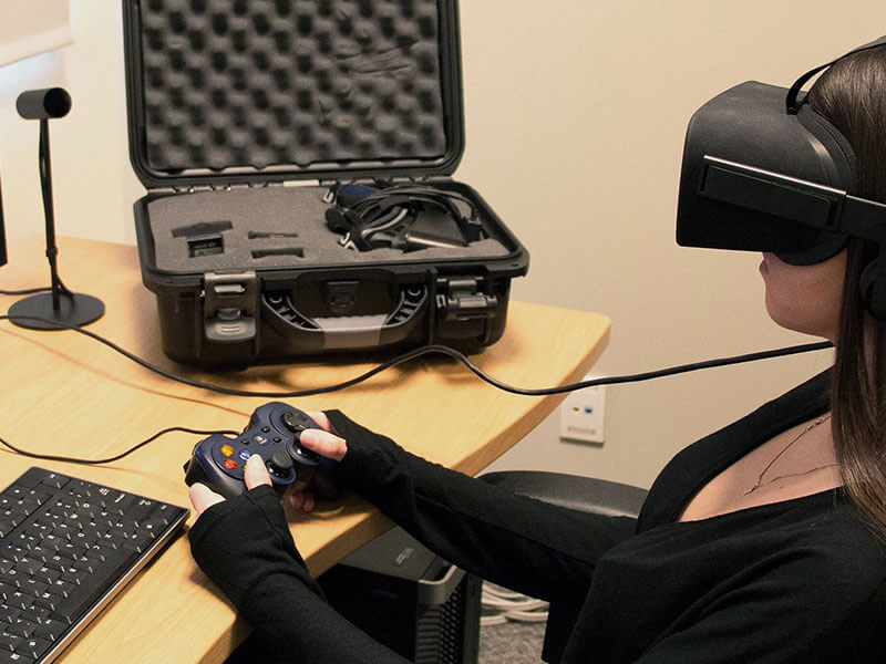 Virtual reality overdose response training